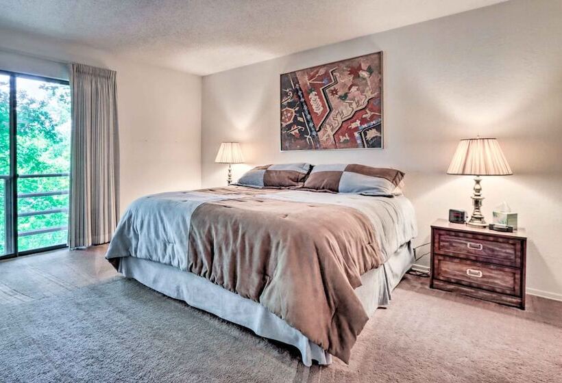 Cozy Osage Beach Cottage Near Margaritaville!