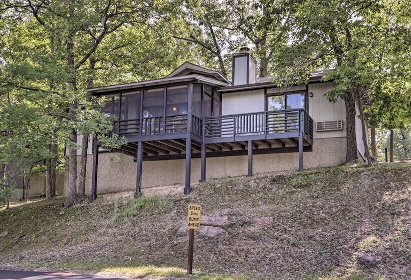 Cozy Osage Beach Cottage Near Margaritaville!