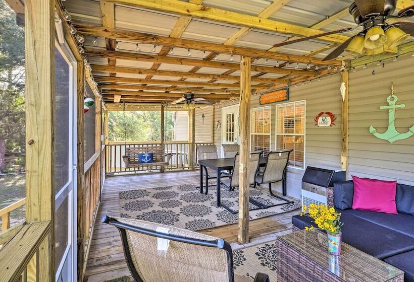 Cozy Steinhatchee House W/ Fire Pit & Grill!