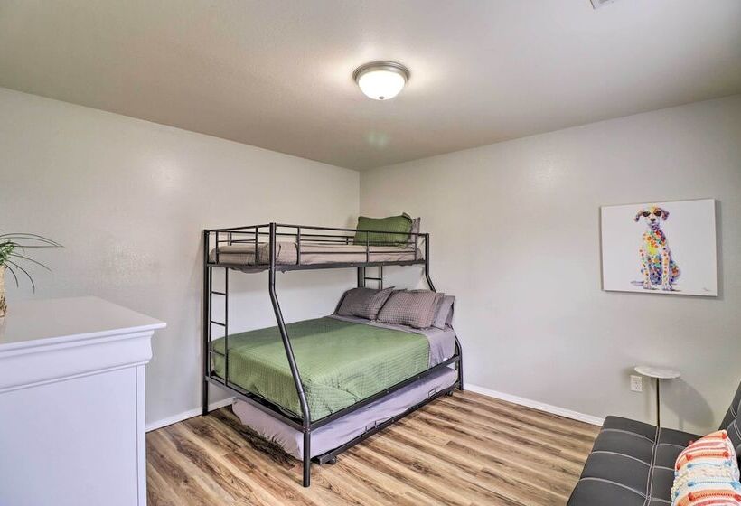 Cozy West Plains Home Near Shopping & Dining!