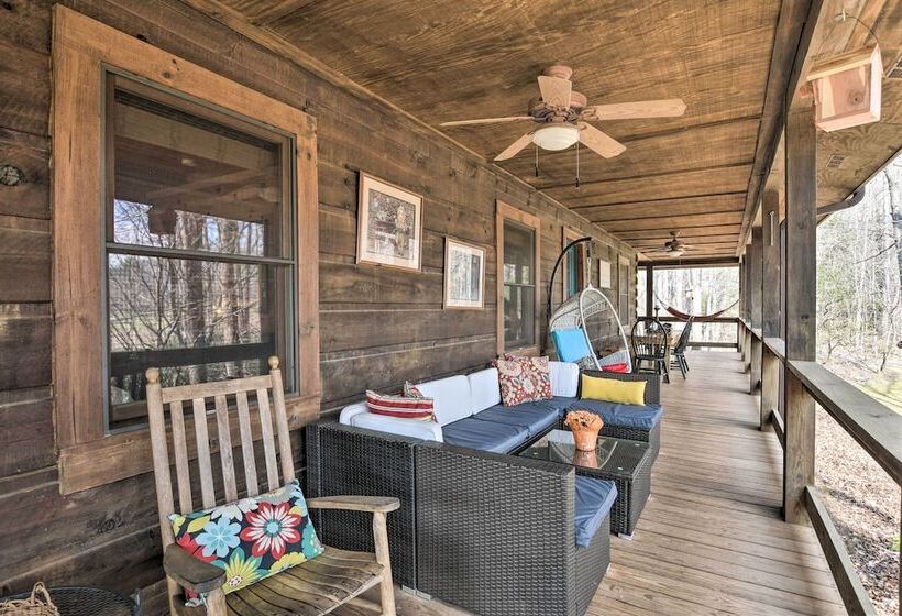 Creekside Marietta Cabin Retreat W/ Fire Pit!
