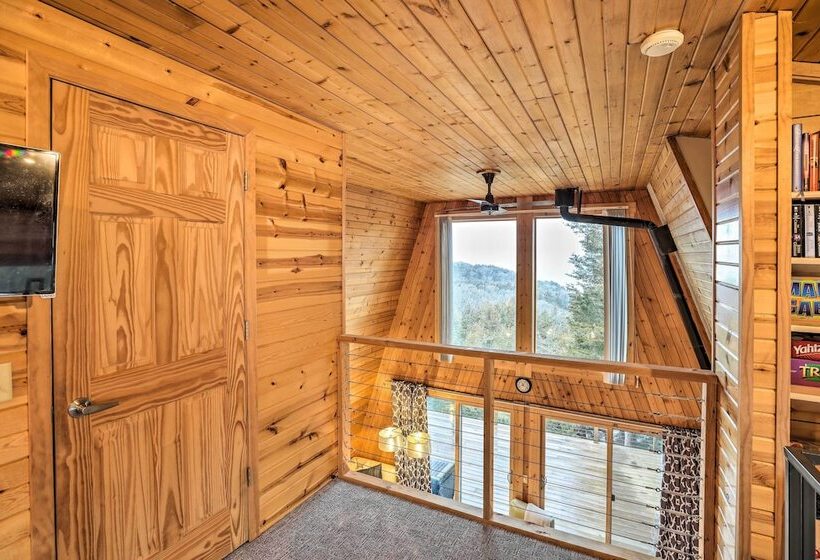 Crofton Cabin W/ Tiki Hut & Water Views!