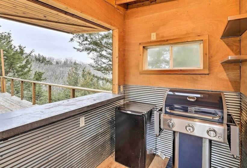 Crofton Cabin W/ Tiki Hut & Water Views!