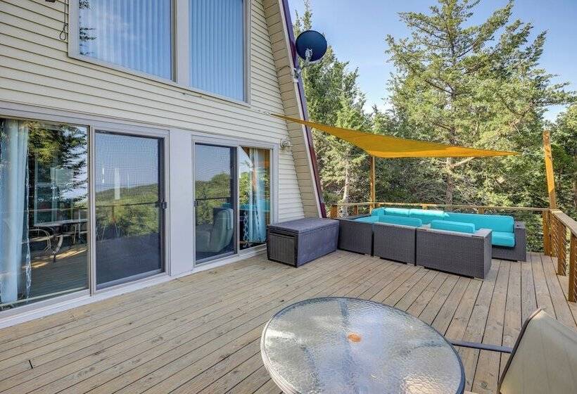 Crofton Cabin W/ Tiki Hut & Water Views!