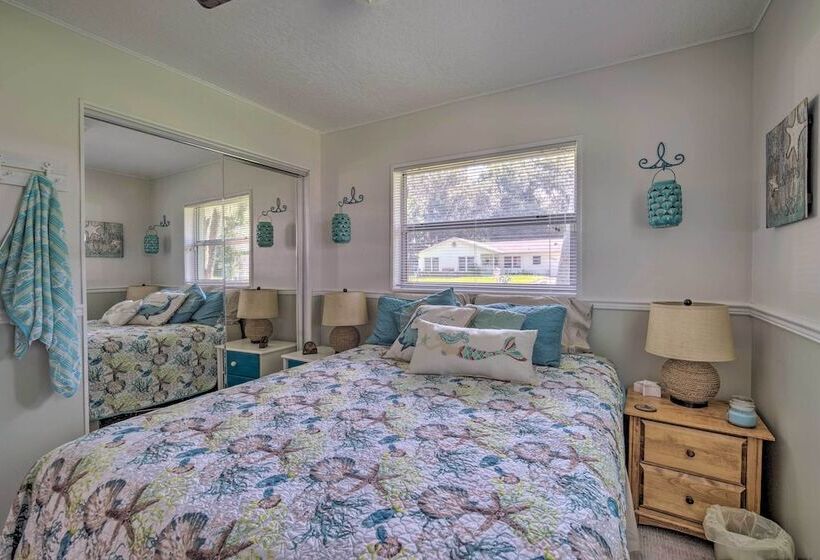 Crystal Water Escape W/ Private Outdoor Oasis