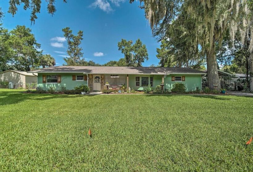 Crystal Water Escape W/ Private Outdoor Oasis