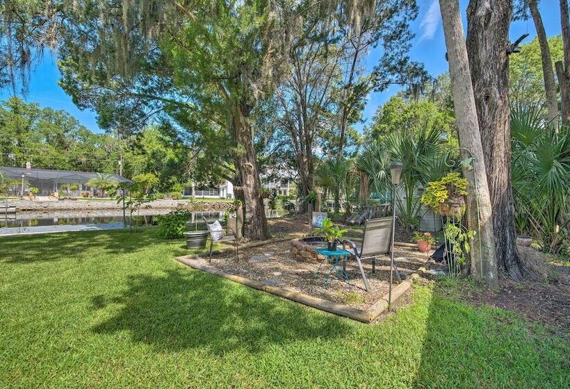 Crystal Water Escape W/ Private Outdoor Oasis