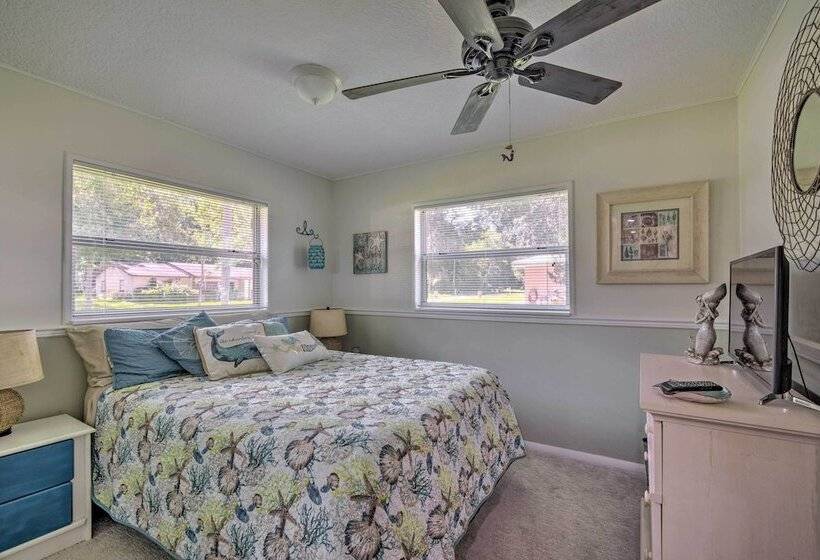 Crystal Water Escape W/ Private Outdoor Oasis