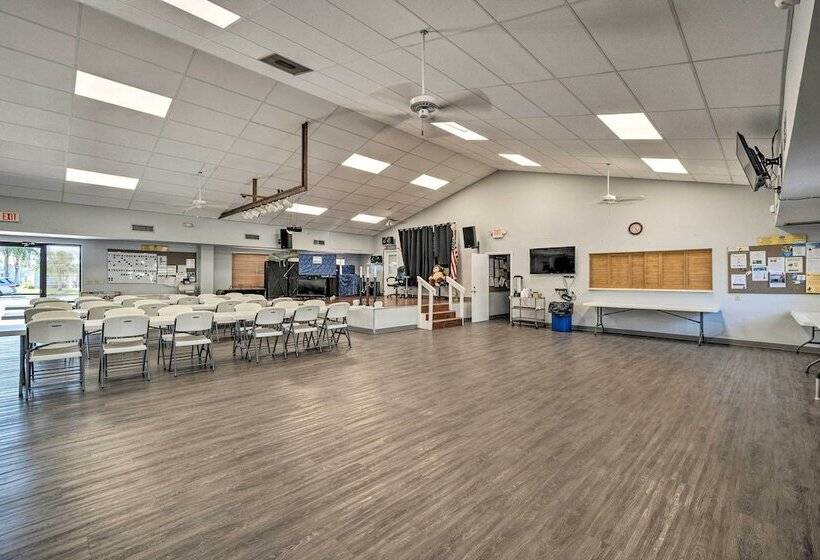 Cute Port Charlotte Home W/ Resort Amenities!