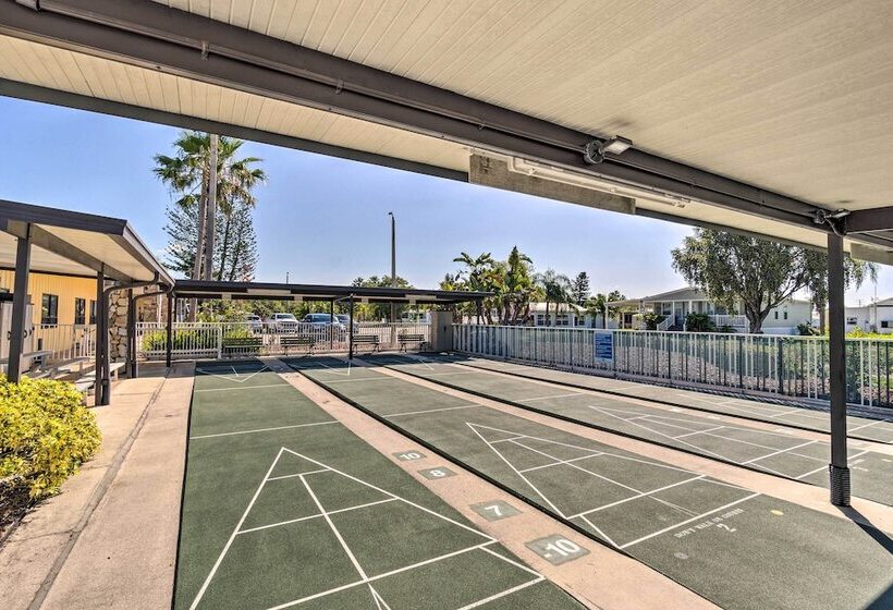 Cute Port Charlotte Home W/ Resort Amenities!