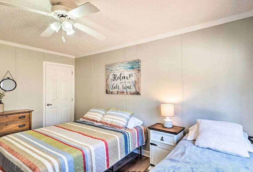 Cypress Point  Spacious Home: Pier & Boat Launch!