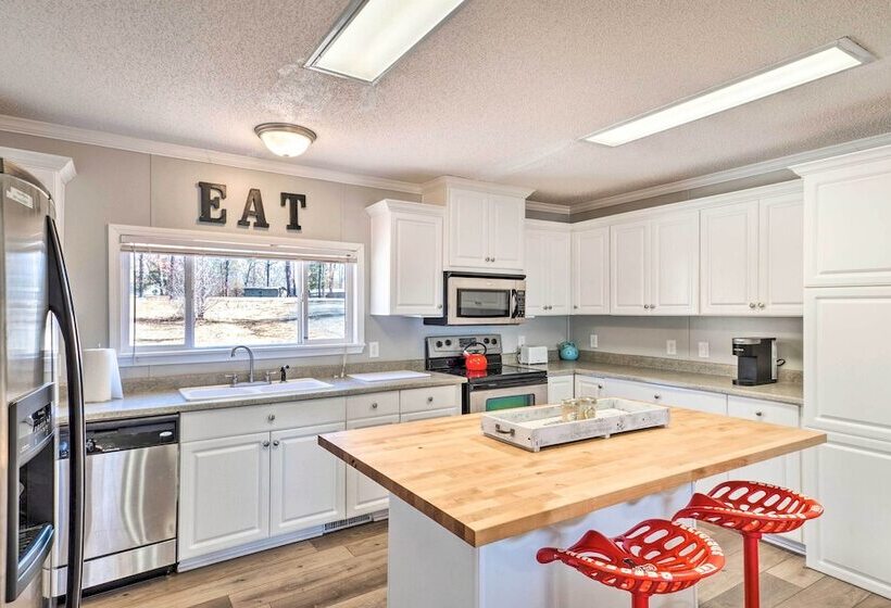 Cypress Point  Spacious Home: Pier & Boat Launch!