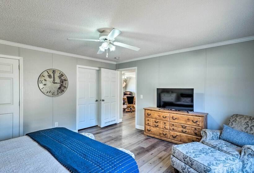 Cypress Point  Spacious Home: Pier & Boat Launch!