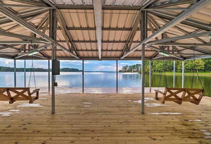 Cypress Point  Spacious Home: Pier & Boat Launch!