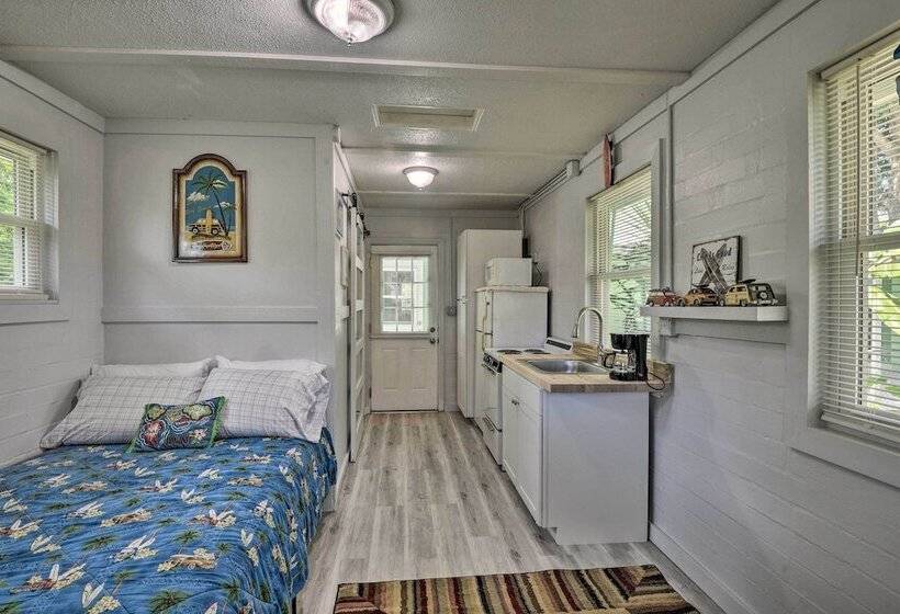 Daytona Beach Escape W/ Studio < 3 Mi To Beach!