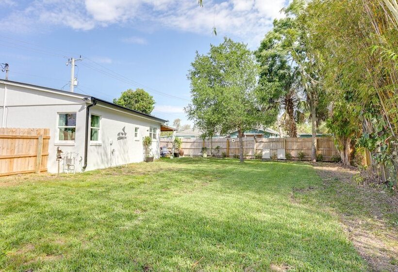 Pet Friendly Home ~ 6 Mi To Jensen Beach Park!