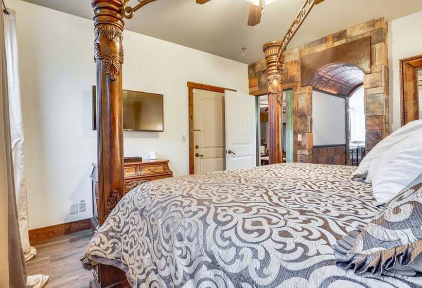 Dragon Castle  W/ Secret Passage, Dock, & Hot Tub