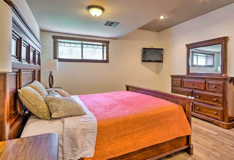 Dragon Castle  W/ Secret Passage, Dock, & Hot Tub