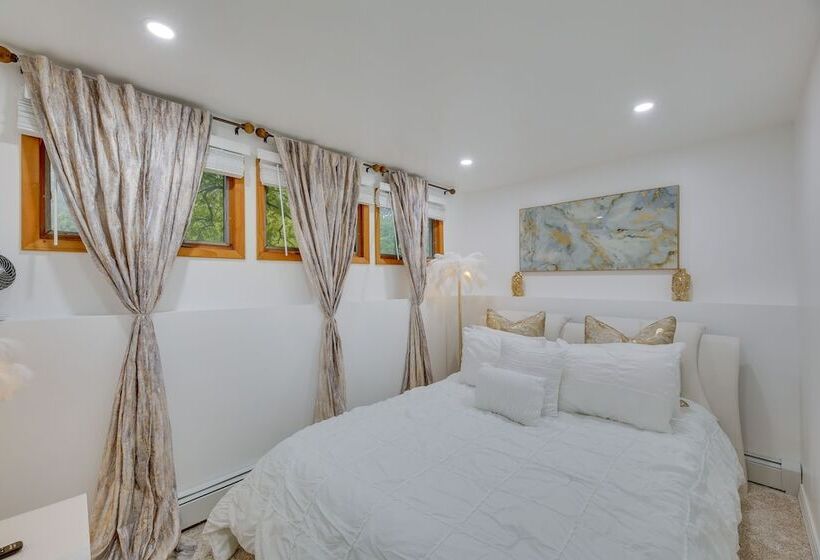 Dreams Of Paradise  Luxury Home W/ Pool!