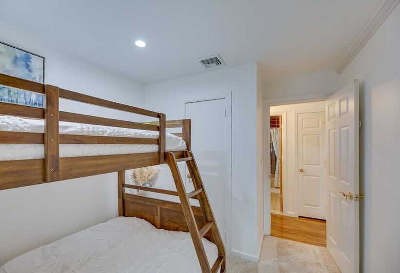 Dreams Of Paradise  Luxury Home W/ Pool!