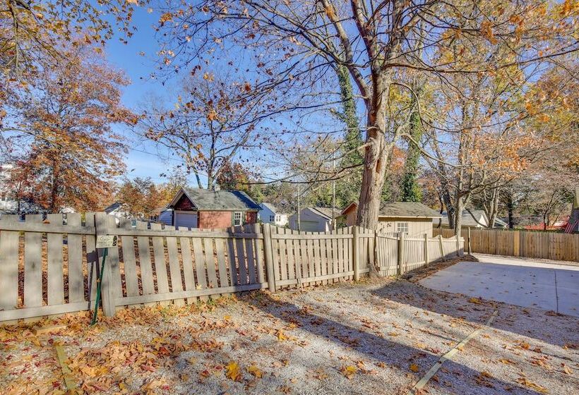 Dreamy St Charles Retreat W/ Furnished Patio!