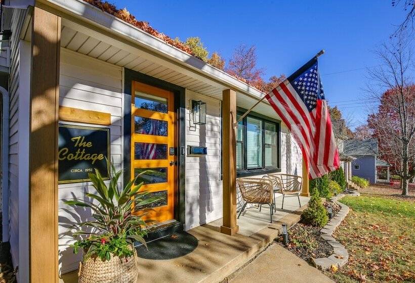 Dreamy St Charles Retreat W/ Furnished Patio!