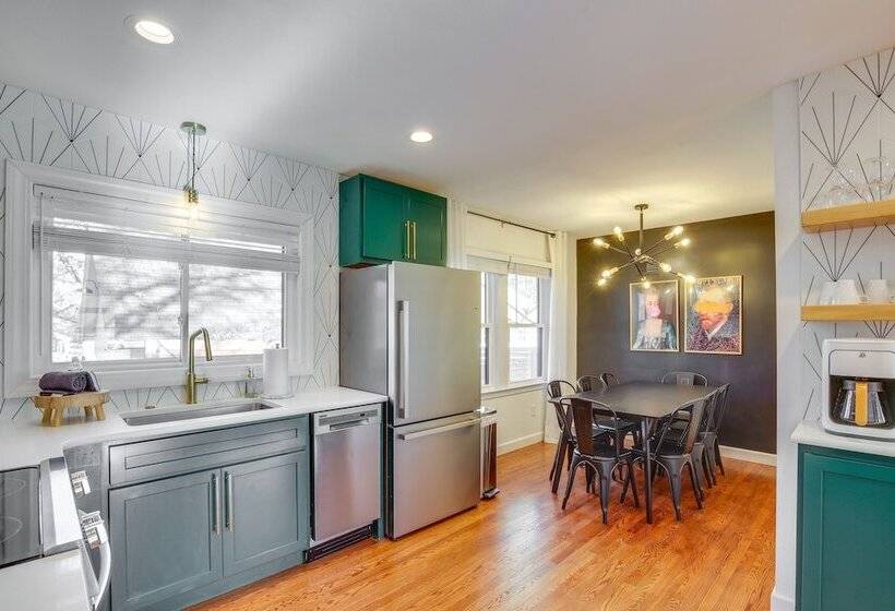 Dreamy St Charles Retreat W/ Furnished Patio!