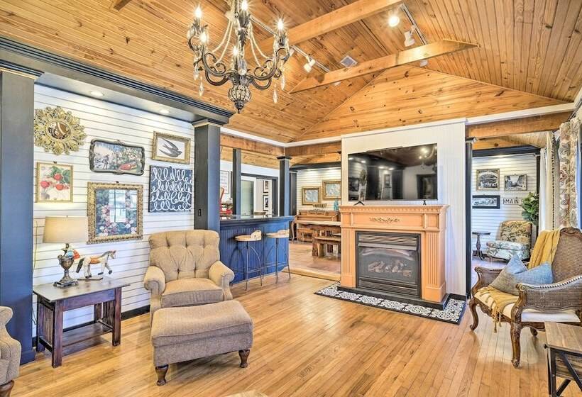 Eclectic  Osage Cottage  In Historic District