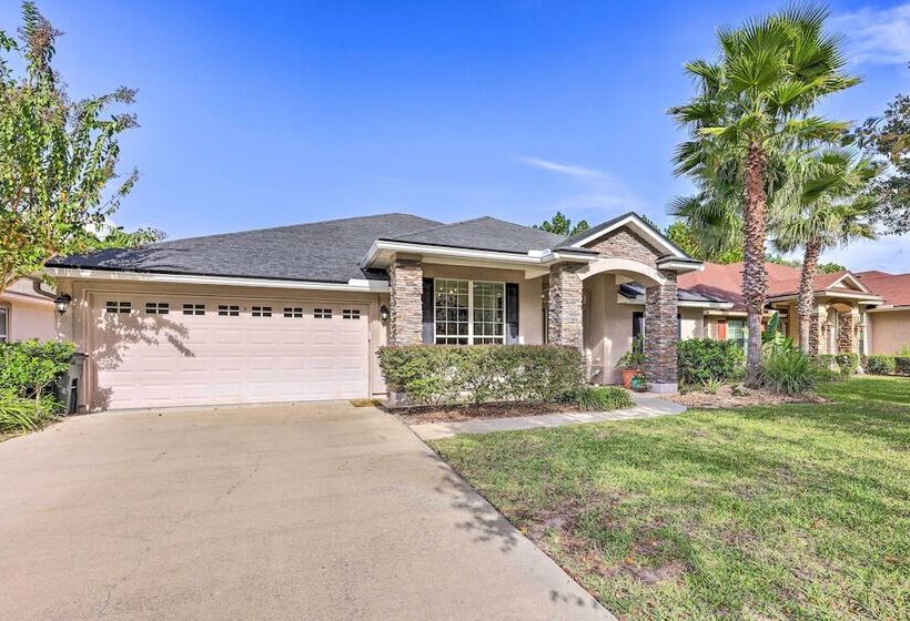 Elegant Fernandina Beach Home: Patio & Fenced Yard