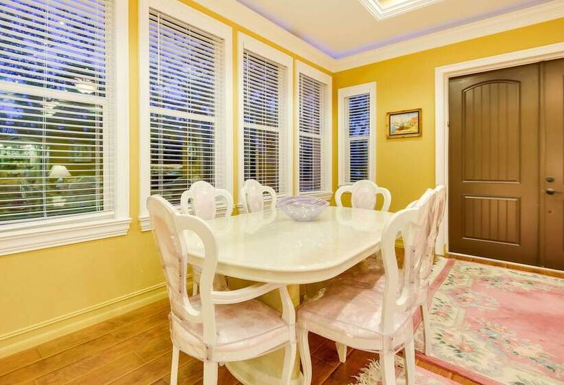 Elegant Venice Home W/ View   Walk To Beach!