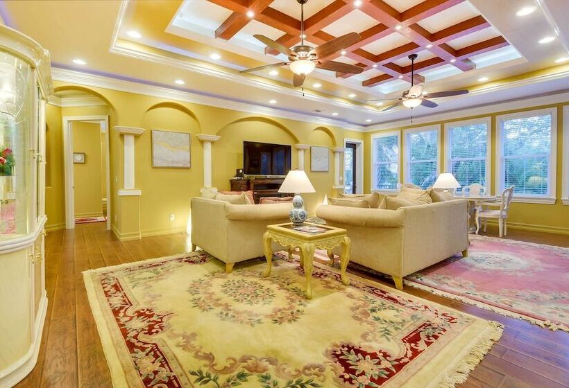 Elegant Venice Home W/ View   Walk To Beach!