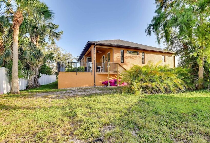 Elegant Venice Home W/ View   Walk To Beach!