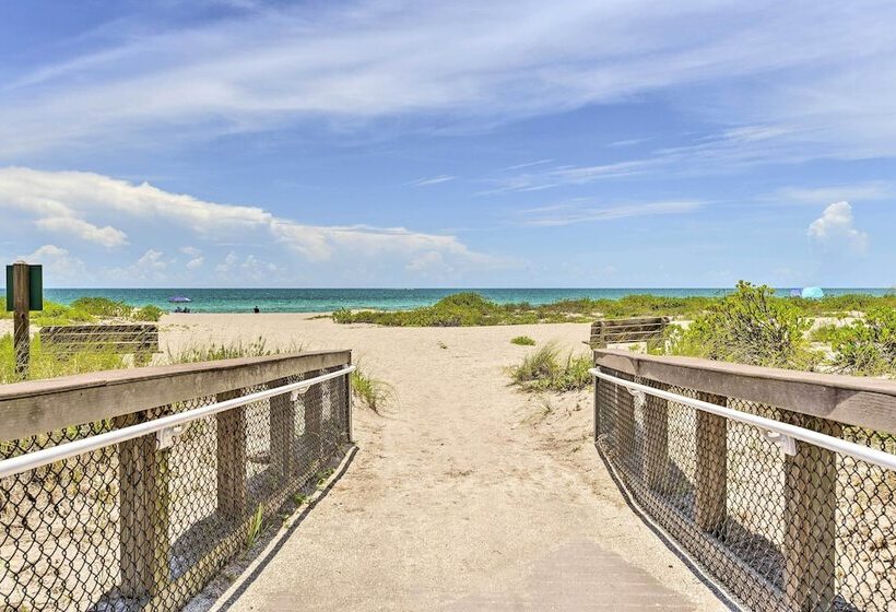 Elegant Venice Home W/ View   Walk To Beach!