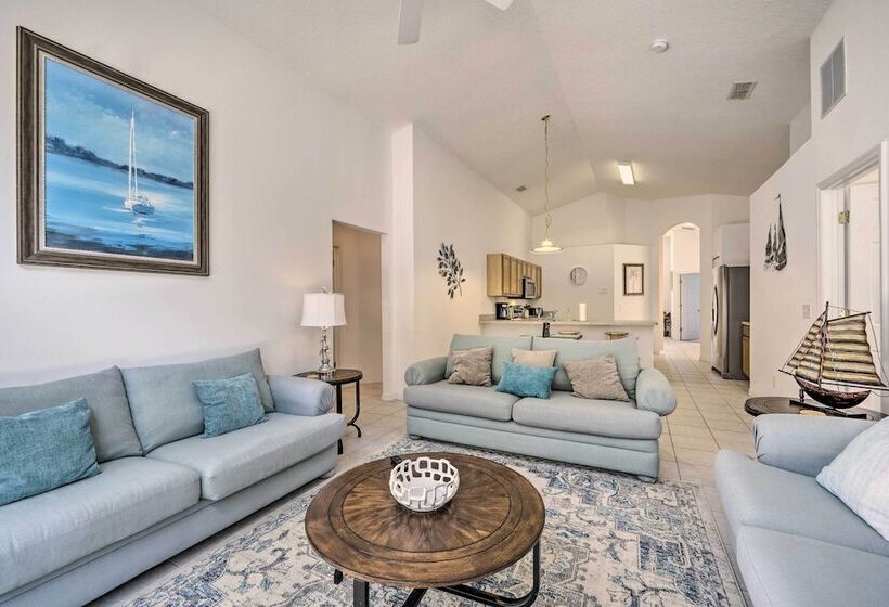 Pool + Lanai: Emerald Isle Resort Home!