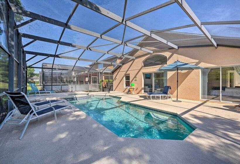 Pool + Lanai: Emerald Isle Resort Home!