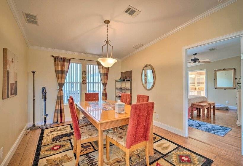 Equestrian Estate W/ Over 100 Mi Horse Trails