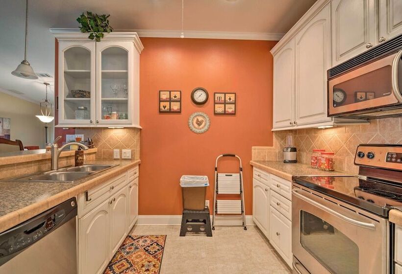 Equestrian Estate W/ Over 100 Mi Horse Trails