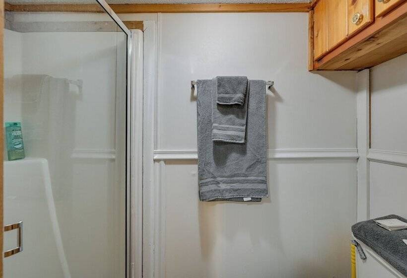 Everglades City Trailer Cabin: Boat Slip & Porch!