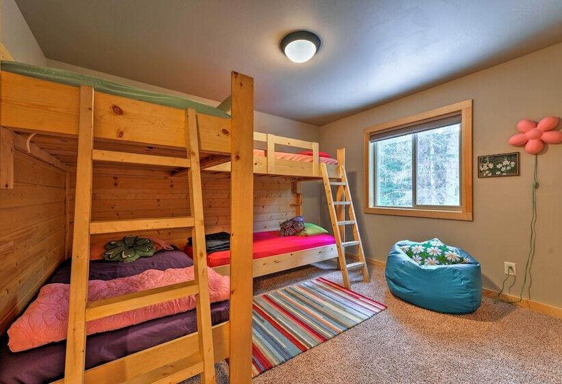 Family Cabin: Explore Alaska S Favorite Playground