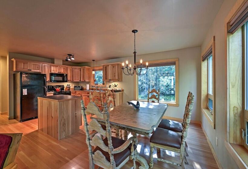 Family Cabin: Explore Alaska S Favorite Playground