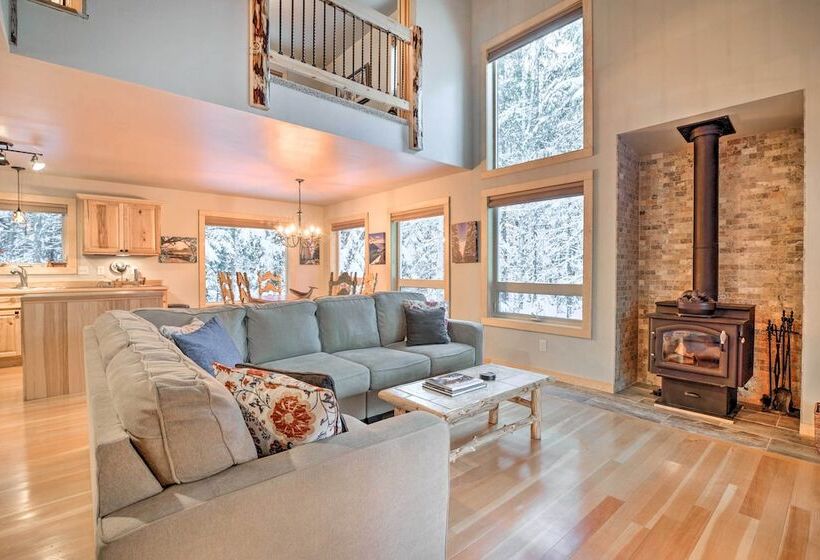 Family Cabin: Explore Alaska S Favorite Playground