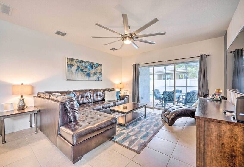 Family Friendly Home W/ Pool ~ 10 Mi To Disney!