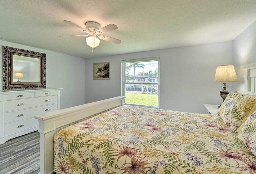 Family Friendly Englewood Rental W/ Canal Views!