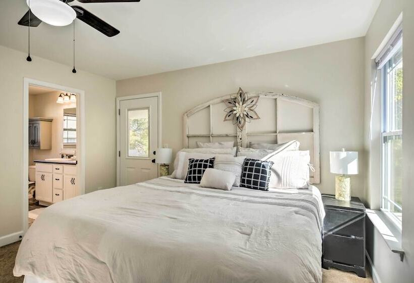 Family Friendly Greer Home W/ Balcony & Yard!