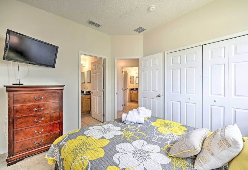 Family Golf Getaway: 17 Mi To Disney World!