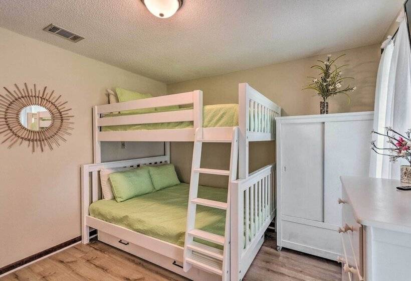 Close To Beaches   Family Friendly Home W/ Pool!