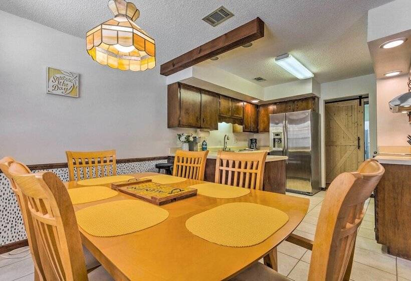 Close To Beaches   Family Friendly Home W/ Pool!