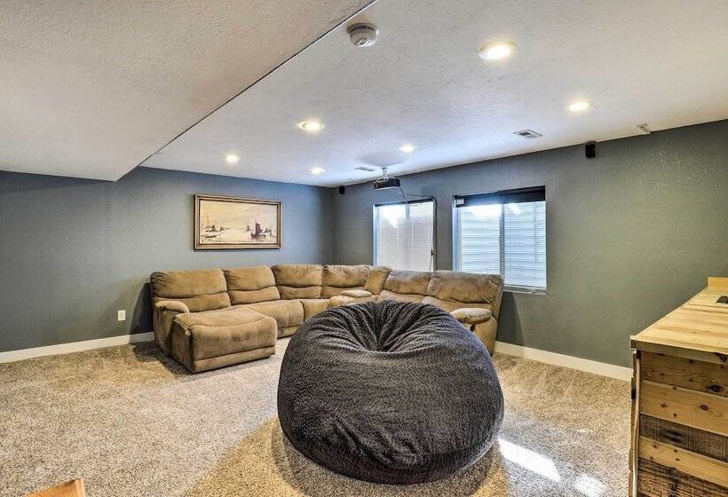Family Friendly Home W/ Theater, 24 Mi To Slc