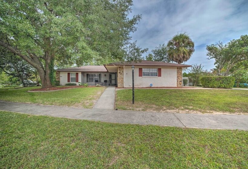 Family Friendly Ocala Retreat: 18 Mi To Dtwn!