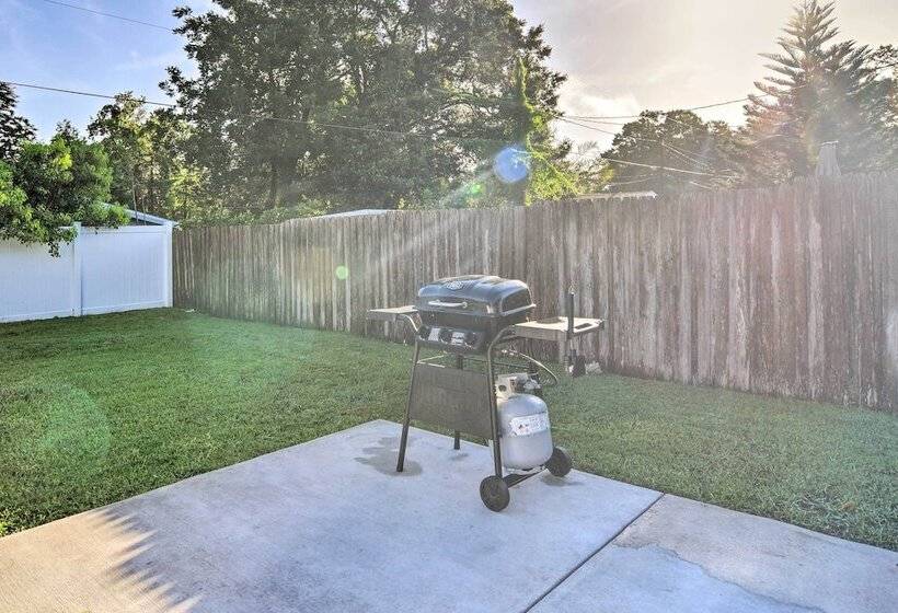 Family Friendly, Pastel Gem W/ Private Pool!